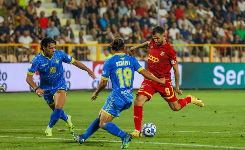 Nhận định soi kèo Carrarese vs Catanzaro lúc 01h00 ngày 05/03/2026